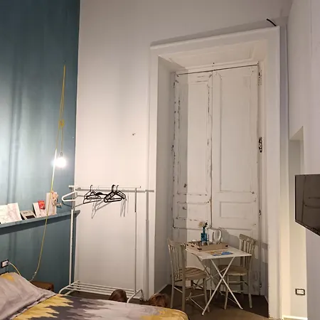 Montecalvario 41 Napoli